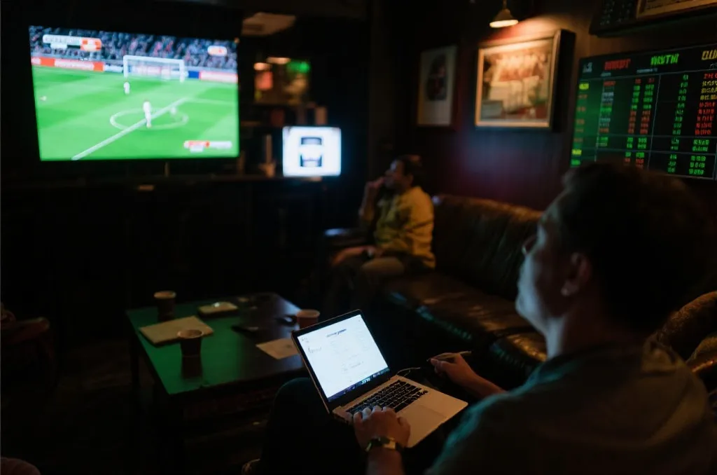 2026世界杯比分预测更新：从小组赛爆冷到淘汰赛点球大战，一条时间线复盘你的“偏差点”